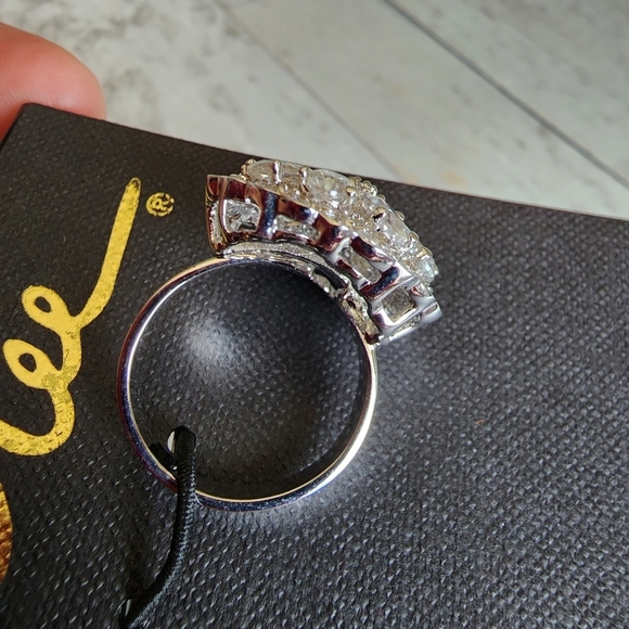 Cookie Lee silver bling jewel ring NWT - Picture 4 of 13